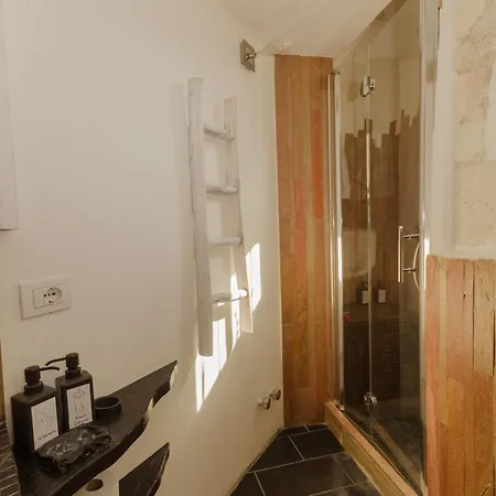 Casa Bianca Nello Junno בית נופש *